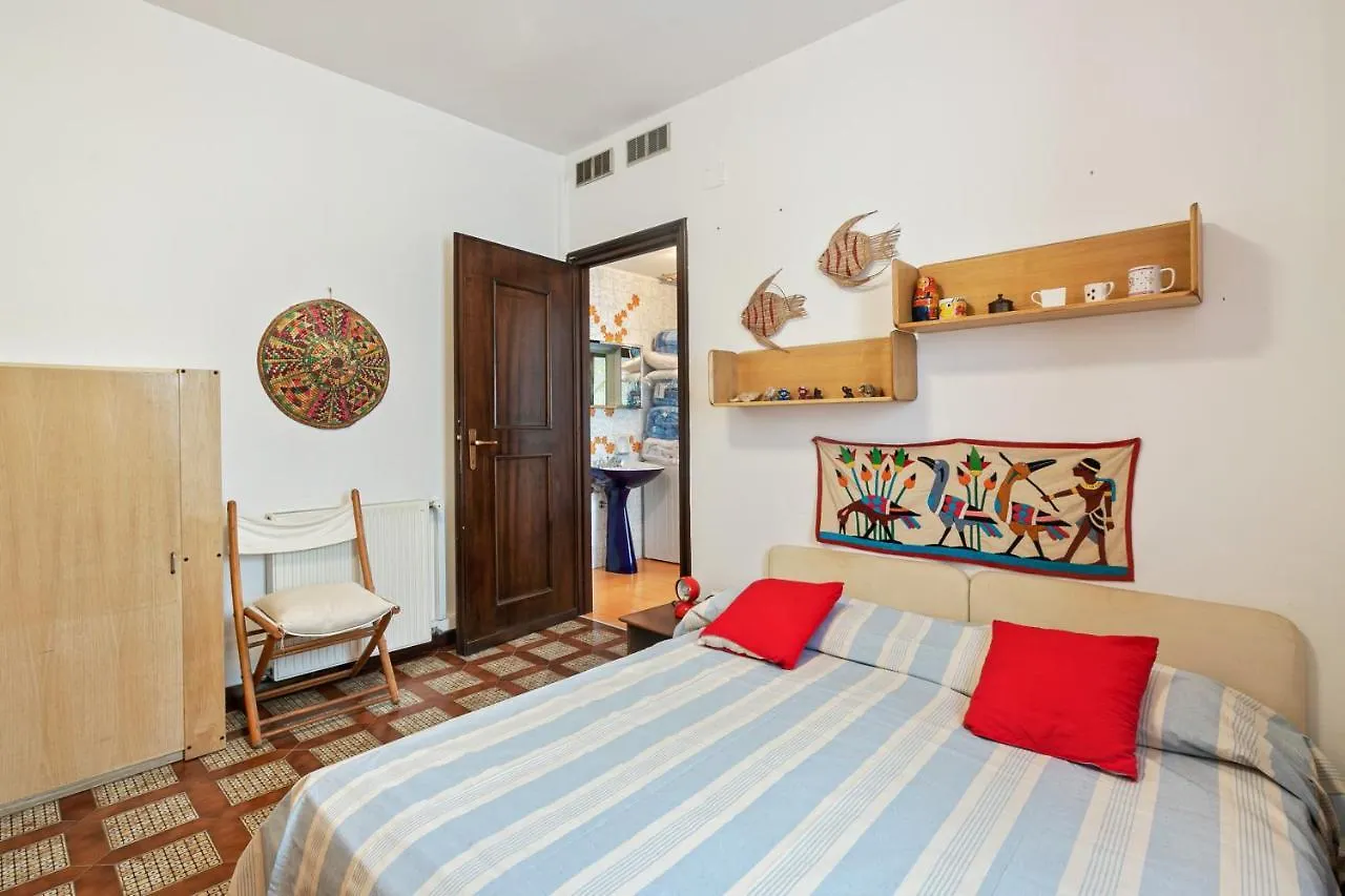 Camogli Bright Apartment With Parking Italy